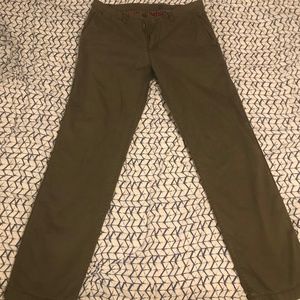 Green GAP 32x32 lined pants